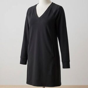 ATHLETA Seasoft Black Long-Sleeve Dress, size Extra Small.